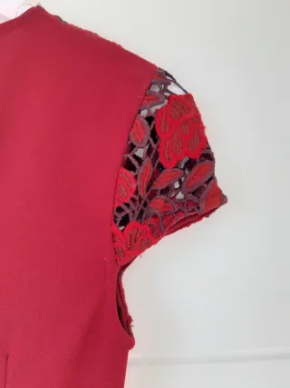 Vestido Lipsy granate Encaje Floral