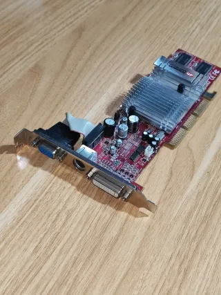 Tarjeta Gráfica AGP ATI Radeon R92U LD3 DDR 256MB