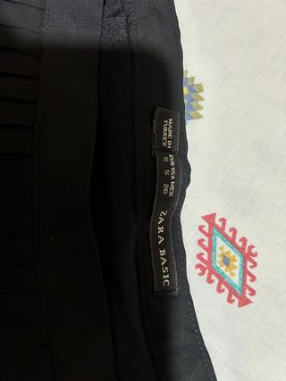 Falda Zara Plisada Negra Talla S