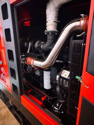 GRUPO ELECTROGENO GENERADOR 200 KVA