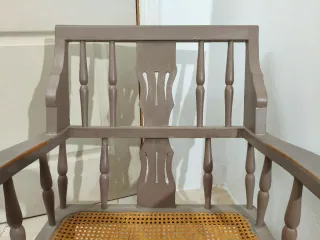 Butaca de madera estilo vintage