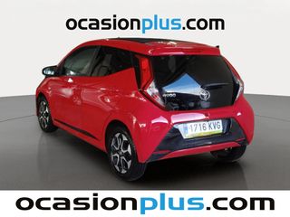 Toyota Aygo 1.0 70 x-cite 53 kW (72 CV)