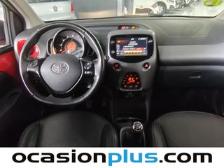 Toyota Aygo 1.0 70 x-cite 53 kW (72 CV)