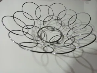 Centro de mesa/frutero de metal