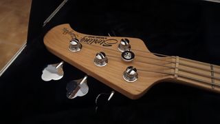 Bajo Sterling By Music Man StingRay RAYSS4