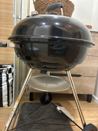 Barbacoa Weber Carbón Negra de 57 cm sin estrenar