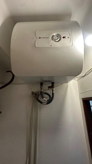 Calentador Eléctrico Agua 30L Chaffoteaux