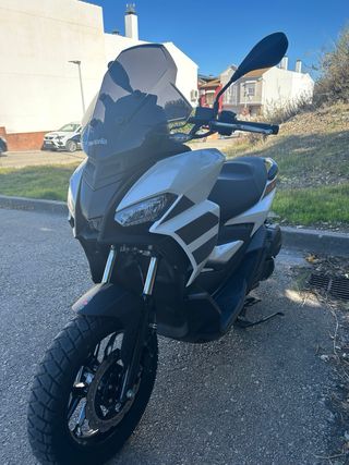 Aprilia SR 125 Scooter Automático