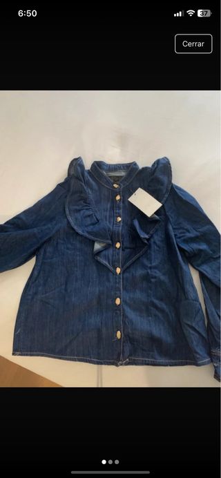 Camisa vaquera con volantes