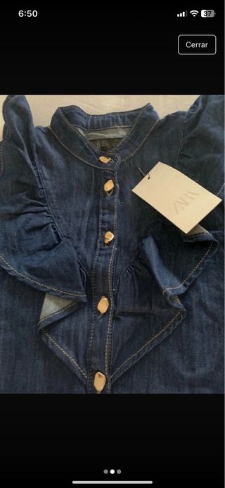 Camisa vaquera con volantes