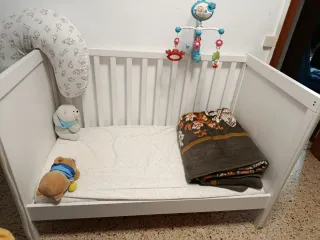 Cuna bebé IKEA blanca con colchon