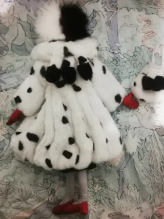 Muñeca Cruella de Vil.Peluche
