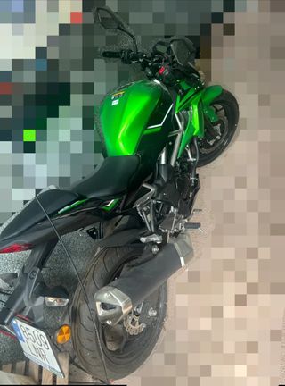 Kawasaki Z125 Moto de gasolina de 125 cc