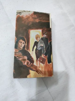 Dos libros ZAMORA Y GAMORA y STEPHEN KING