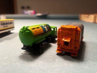 2 modellini camion raccolta rifiuti scala 1:87
