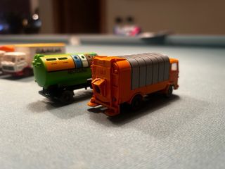 2 modellini camion raccolta rifiuti scala 1:87