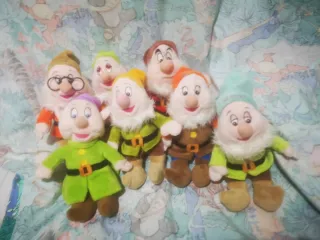 Peluche Los 7 Enanitos Disney