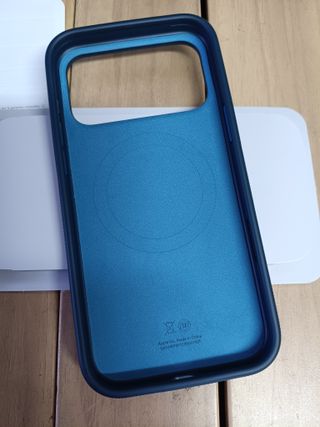 Funda Rugged de Beats con MagSafe y Control de Cámara para el iPhone 17 Pro Max – Azul rocoso