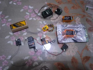 Spektrum DX9 Transmisor RC con varios receptores