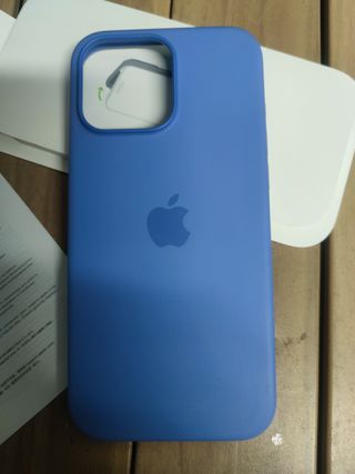 Funda de silicona con MagSafe para el iPhone 16 Pro Max - Violeta