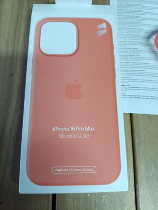 Apple Funda de silicona con MagSafe para el iPhone 16 Pro Max - Mandarina