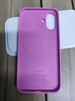 Funda de silicona con MagSafe para el iPhone 16 Plus - Peonía