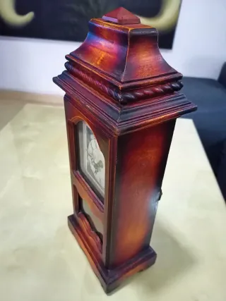 Reloj de Sobremesa Vintage de Caoba