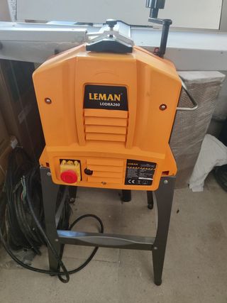 Sierra de mesa Lombarte y cepilladora