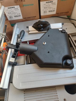 Sierra de mesa Lombarte y cepilladora