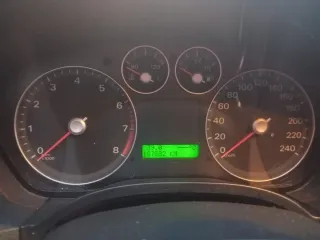 Ford Focus 2005 rojo