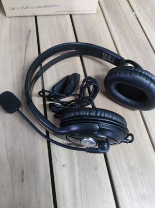 Auricolari TERRA JP-HS1000, cavo USB tipo A da 1,8 m, auricolari imbottiti (JP-TERRA HS1000)