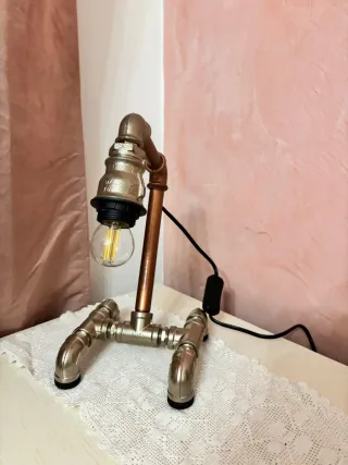 Lampada design tubi idraulici