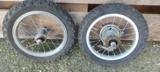 Ruedas de bicicleta 12"
