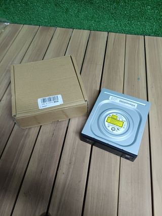 Grabadora Dvd Sata Lg Gh24nds5 Color Negro Gh24nsd1 / Hg24nsd5 Gh24nsd5.araa10b