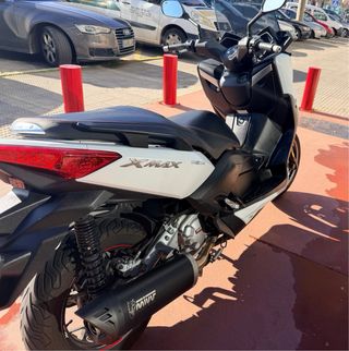 Yamaha xmax 250