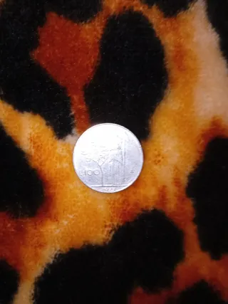 Moneda 100 Liras Italianas 1975.