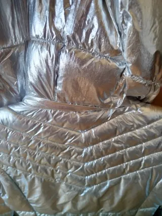 Chaqueta Guess plateada