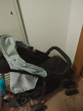 Carrito bebé 3 en 1 casi nuevo + bici regalo.