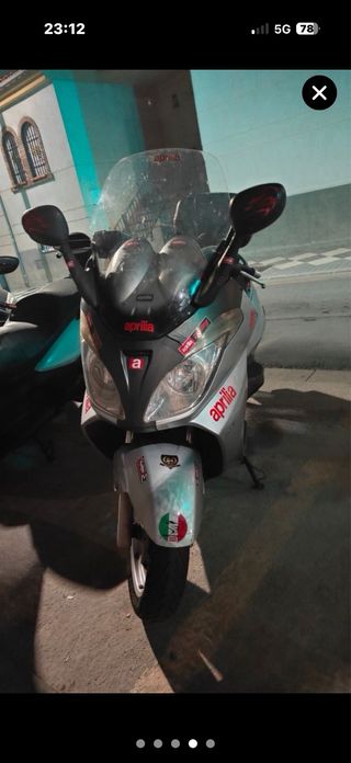 Aprilia Arrecife 500 Maxi Scooter