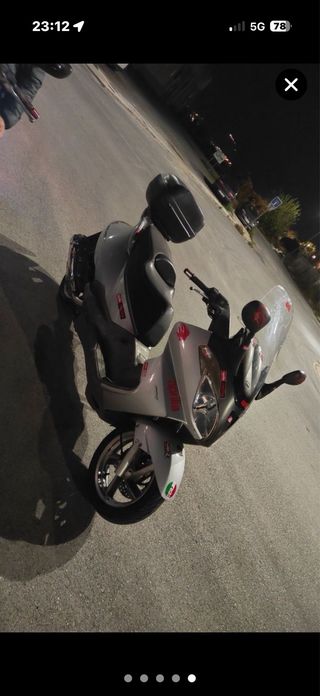 Aprilia Arrecife 500 Maxi Scooter