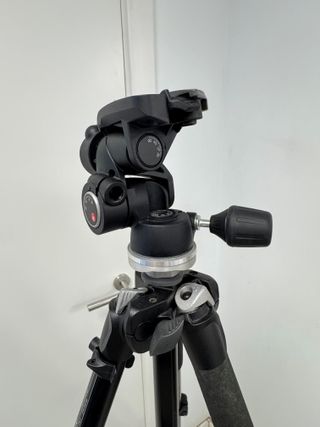 Treppiede Manfrotto per fotocamera reflex