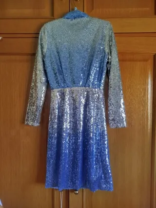 Vestido lentejuelas plateado y azul