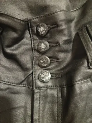 Pantalones efecto piel Talla L