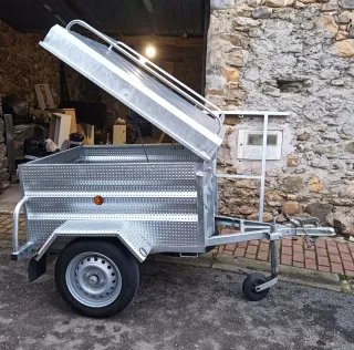 Remolque galvanizado con tapa