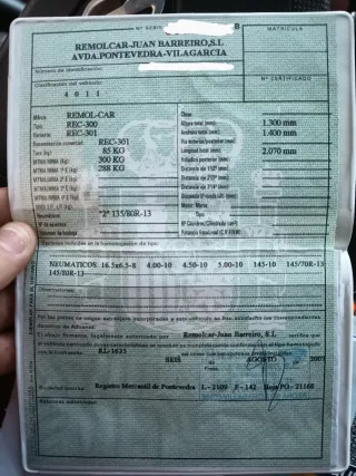 Remolque galvanizado con tapa