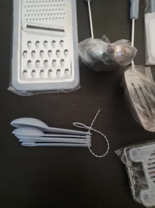 Set Utensilios Cocina Metal y Plástico