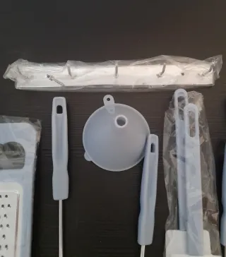 Set Utensilios Cocina Metal y Plástico