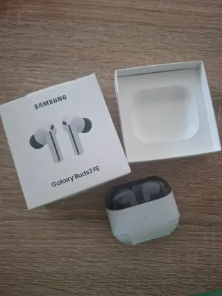 Samsung Galaxy Buds3 FE Auricolari Bluetooth