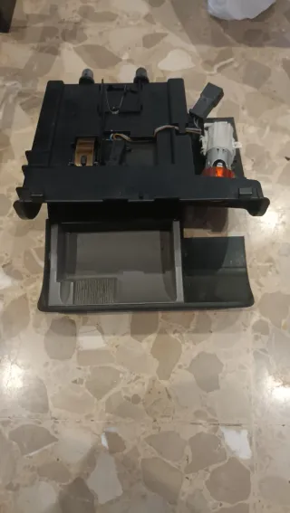 Guantera Audi TT MK1 8N