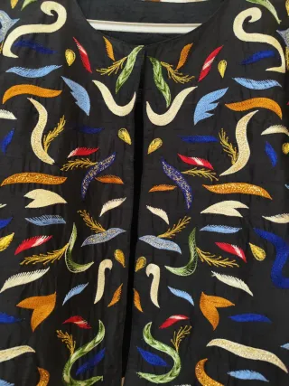 Chaqueta de seda bordada Talla M